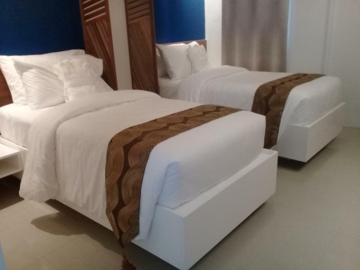Oyo 609 G Executive Hotel And Spa Boracay Manoc-Manoc 外观 照片