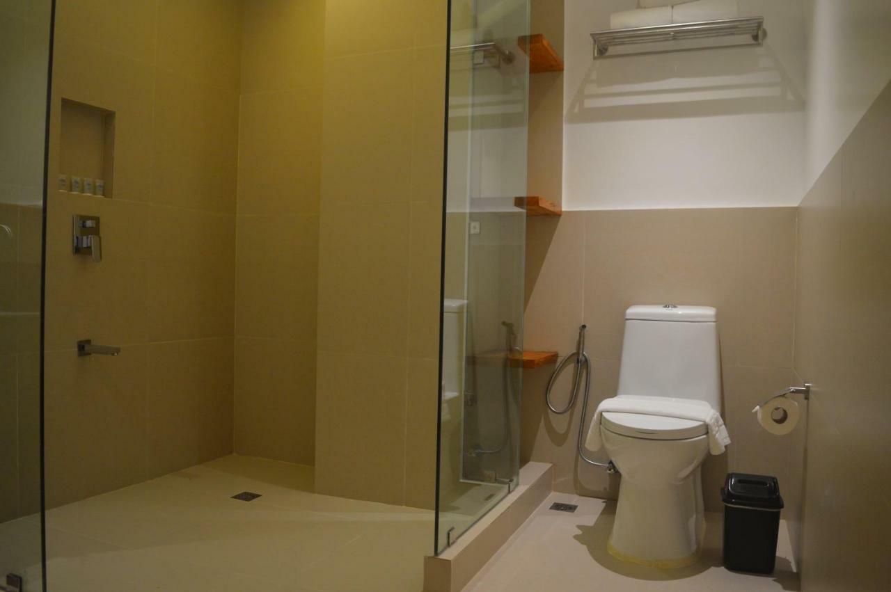 Oyo 609 G Executive Hotel And Spa Boracay Manoc-Manoc 外观 照片