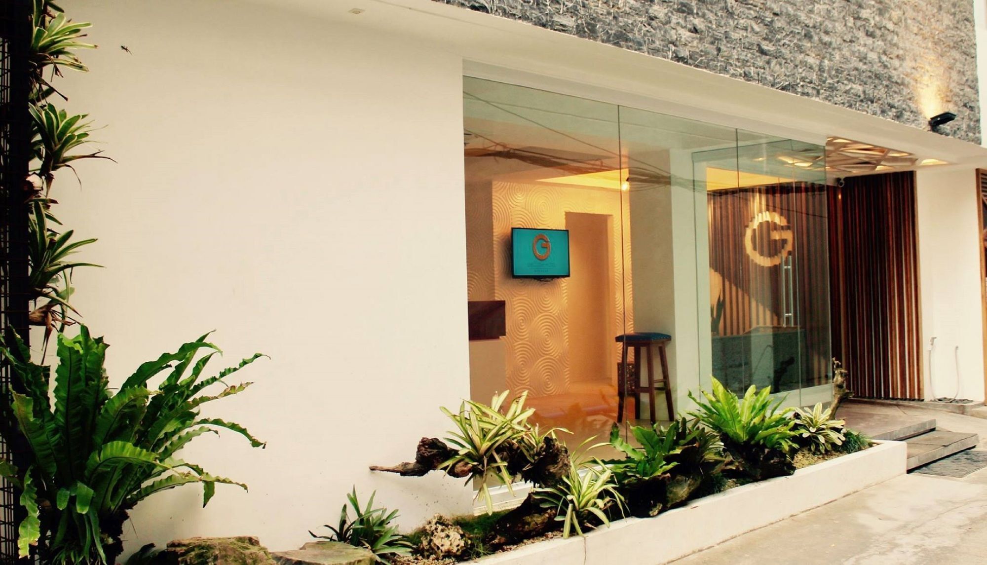 Oyo 609 G Executive Hotel And Spa Boracay Manoc-Manoc 外观 照片