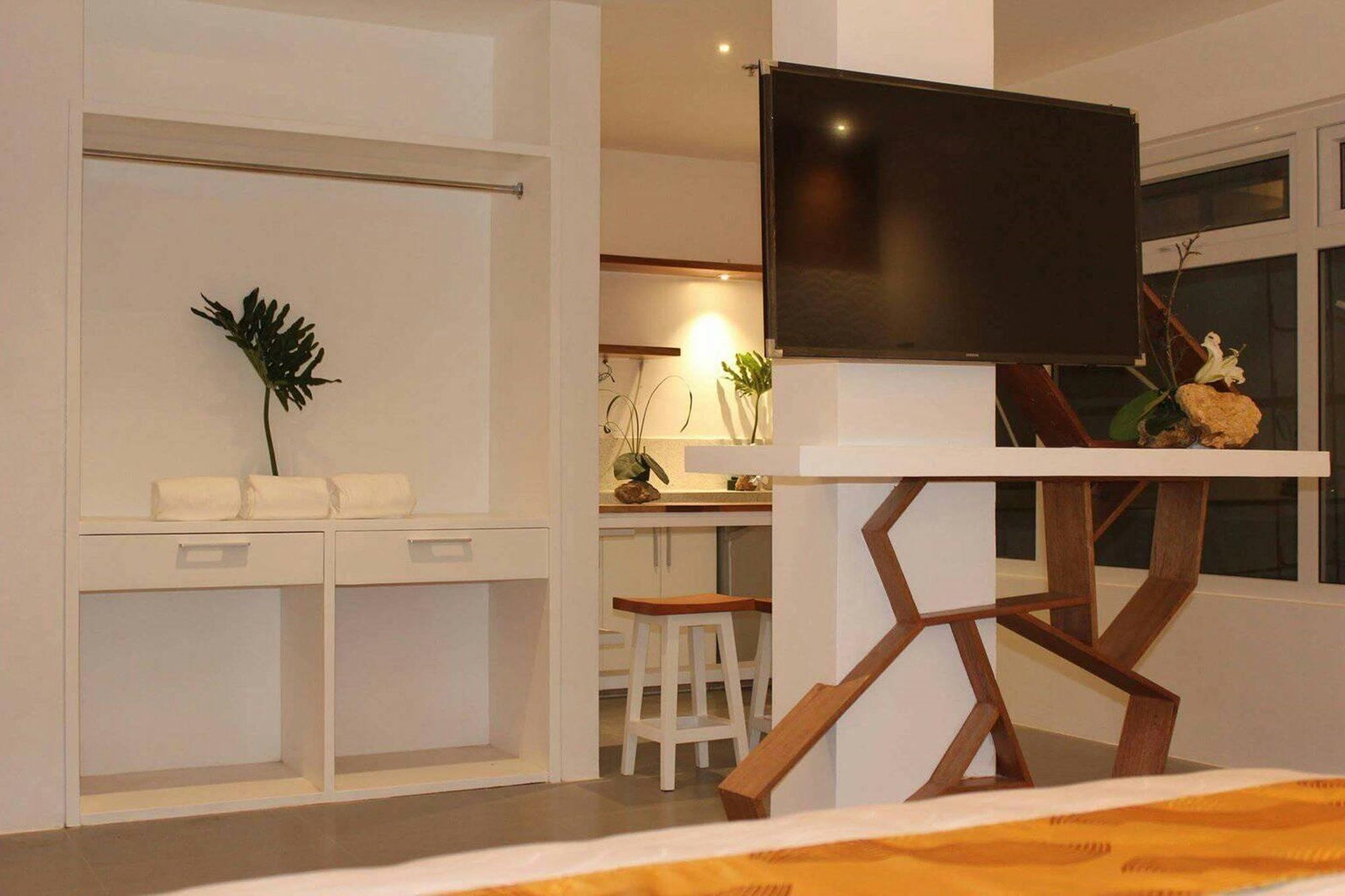 Oyo 609 G Executive Hotel And Spa Boracay Manoc-Manoc 外观 照片